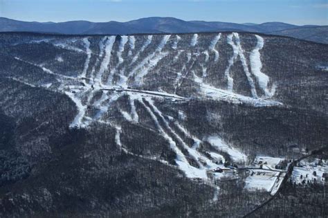 Belleayre mountain - BELLEAYRE is owned by New York State, and it has the feel of a mountain that is for the people and by the people. It is an unpretentious, friendly place to ski and ride, and, it is about two and a ...